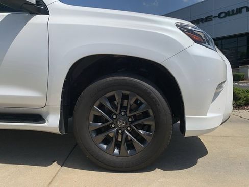Used 2023 Lexus GX 460 Premium w/ Premium Package AWD/4WD image 13