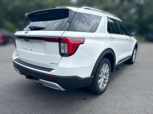New 2026 Ford Explorer Platinum AWD/4WD image 8