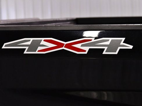 Used 2023 Chevrolet Silverado 1500 LT w/ Protection Package image 10