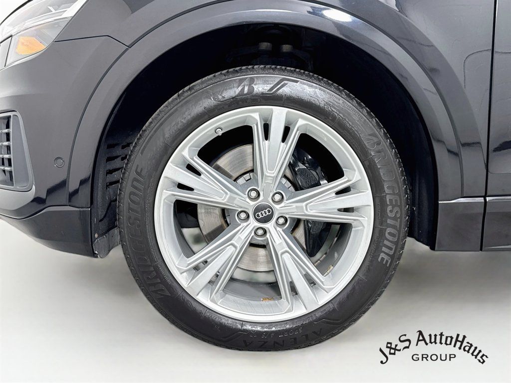 Used 2022 Audi Q8 Premium Plus w/ Premium Plus Package AWD/4WD image 39