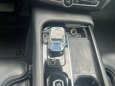 Used 2022 Volvo S90 B6 Inscription w/ Advanced Package AWD/4WD image 22