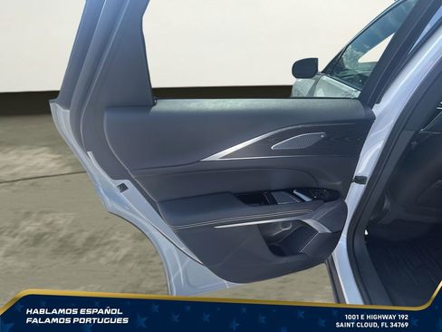 Used 2025 Cadillac Lyriq Luxury w/ LPO, Floor Liner Package AWD/4WD image 22