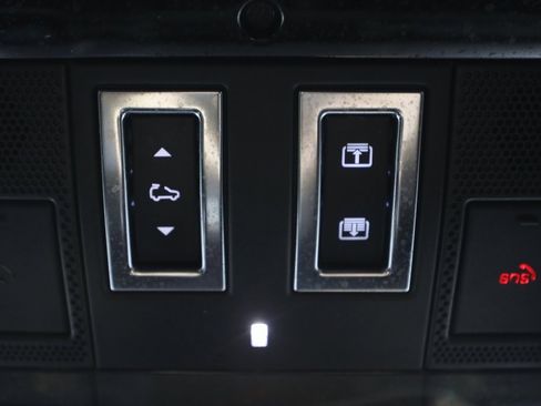 Used 2022 Land Rover Range Rover LWB SV Autobiography image 40