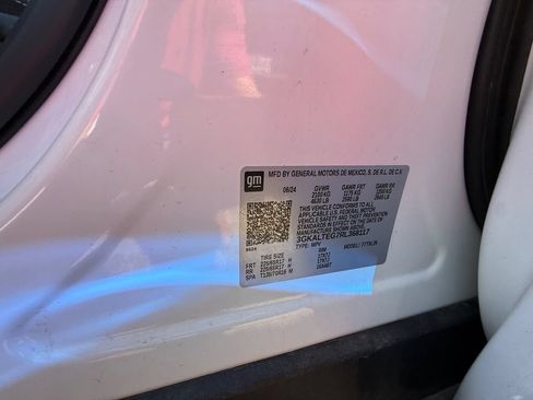Used 2024 GMC Terrain SLE AWD/4WD image 46
