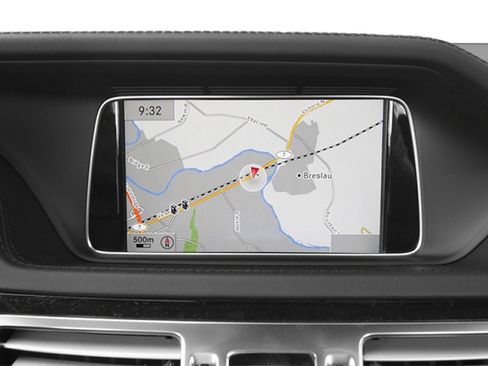 Used 2014 Mercedes-Benz E 350 4MATIC Sedan image 14