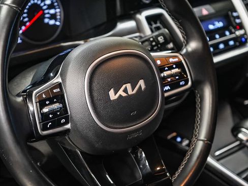 Used 2022 Kia Sorento S image 20