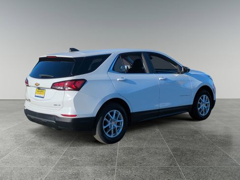 Used 2023 Chevrolet Equinox LT image 5