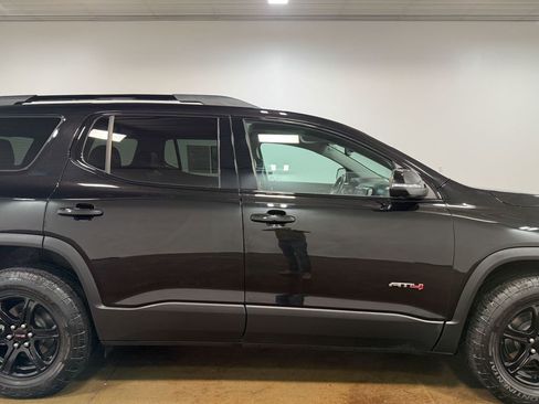 Used 2023 GMC Acadia AT4 w/ Technology Package image 17
