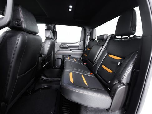 Used 2025 GMC Sierra 1500 AT4 AWD/4WD image 19
