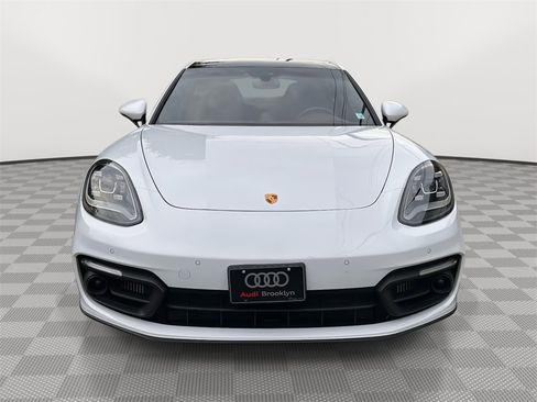 Used 2023 Porsche Panamera 4 Platinum Edition image 8