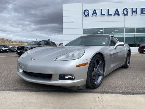 Used 2006 Chevrolet Corvette Coupe w/ Preferred Equipment Group image 12
