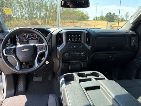 Used 2023 Chevrolet Silverado 2500 Custom w/ Custom Value Package AWD/4WD image 16