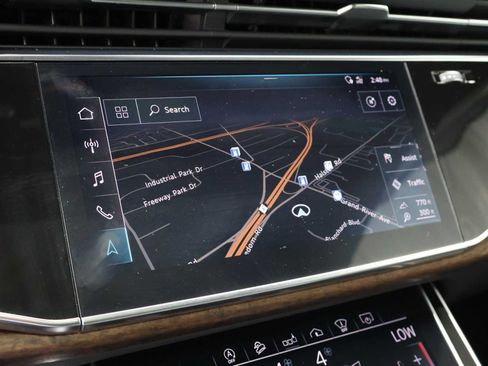 Used 2020 Audi Q8 Prestige w/ Prestige Package AWD/4WD image 31