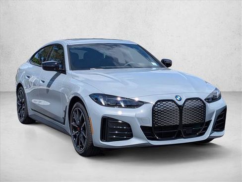 New 2026 BMW i4 eDrive40 w/ M Sport Package RWD image 6