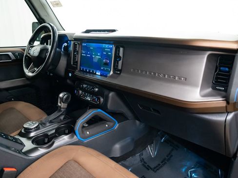 Used 2022 Ford Bronco Outer Banks image 28