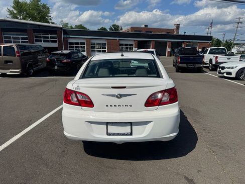 Used 2008 Chrysler Sebring Limited FWD image 9