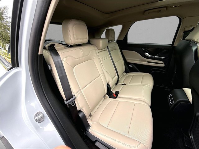 Used 2025 Lincoln Corsair Reserve FWD image 28