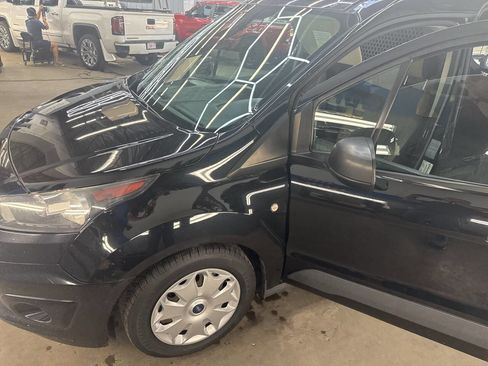 Used 2015 Ford Transit Connect XLT FWD image 3