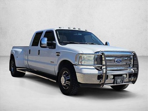 Used 2007 Ford F350 XL image 3