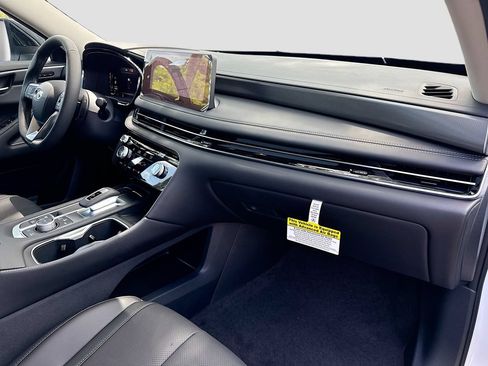 Used 2027 INFINITI QX60 Pure w/ Cargo Package FWD image 32