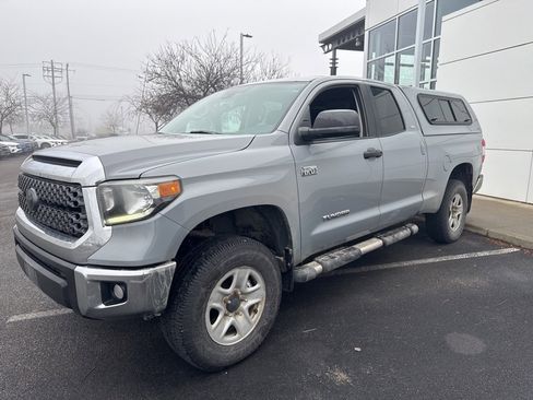 Used 2018 Toyota Tundra SR5 image 4