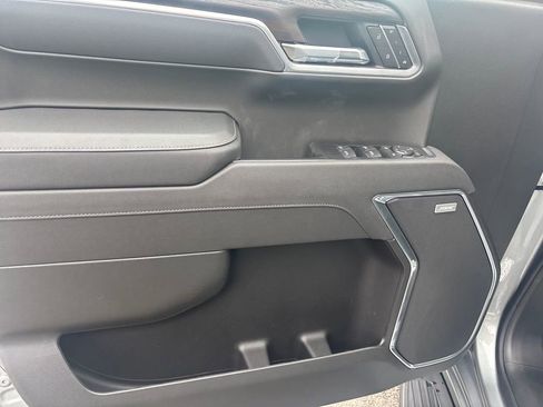 New 2026 GMC Sierra 1500 SLT image 13