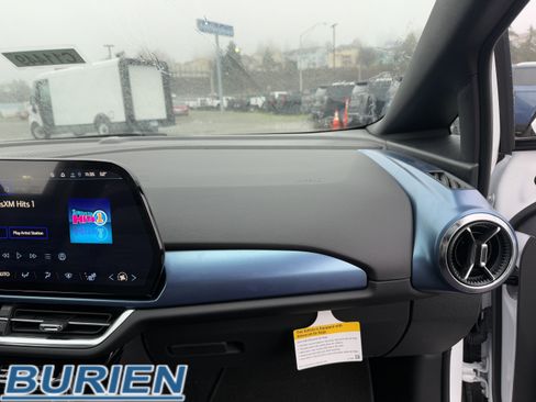 New 2026 Chevrolet Equinox EV LT image 25