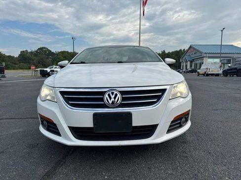Used 2011 Volkswagen CC Lux FWD image 18