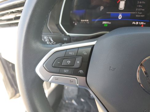 Used 2023 Volkswagen Jetta SE w/ Panoramic Sunroof Package image 20