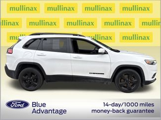Used 2020 Jeep Cherokee Altitude video 2