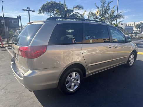 Used 2009 Toyota Sienna LE image 5