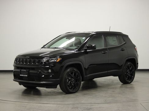 New 2026 Jeep Compass Latitude image 4