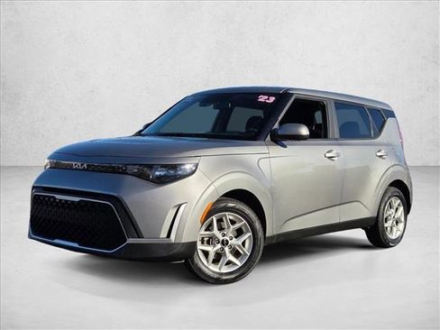 Used 2023 Kia Soul LX w/ Option Group 015 image 1