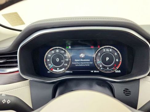 Certified 2021 Jaguar F-PACE R-Dynamic S AWD/4WD image 28