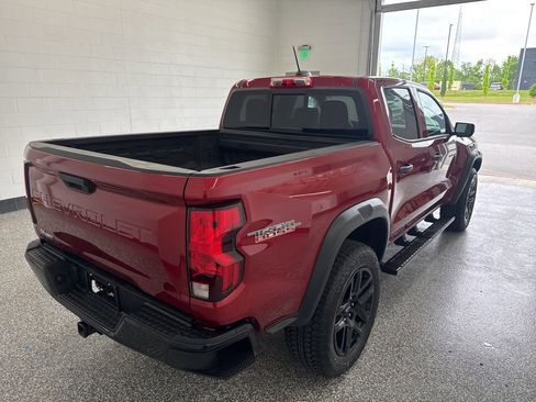 Used 2024 Chevrolet Colorado Trail Boss w/ Advanced Trailering Package AWD/4WD image 5