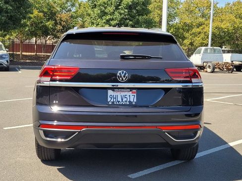 Used 2023 Volkswagen Atlas Cross Sport SE FWD image 7