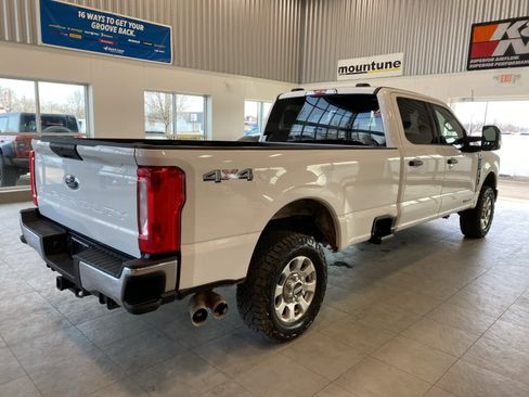 Used 2023 Ford F250 XLT image 5