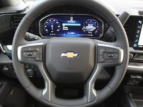 New 2026 Chevrolet Silverado 2500 LTZ w/ LTZ Premium Package image 12