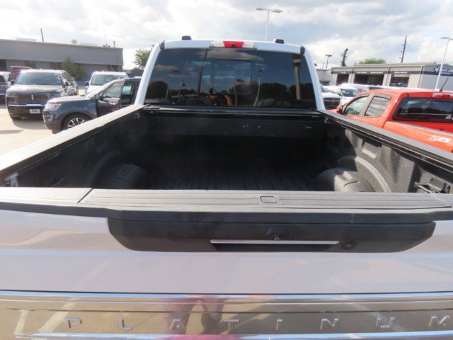 Used 2022 Ford F250 Platinum AWD/4WD image 11