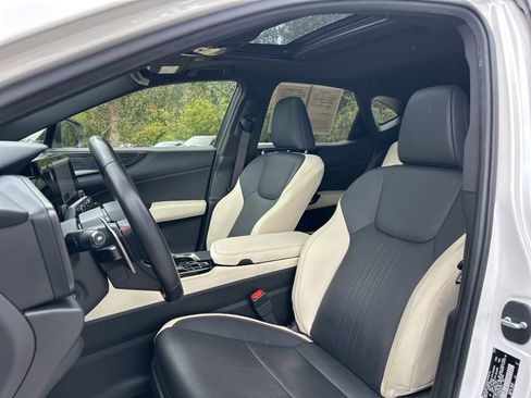 Used 2022 Lexus NX 250 FWD w/ Premium Package image 19