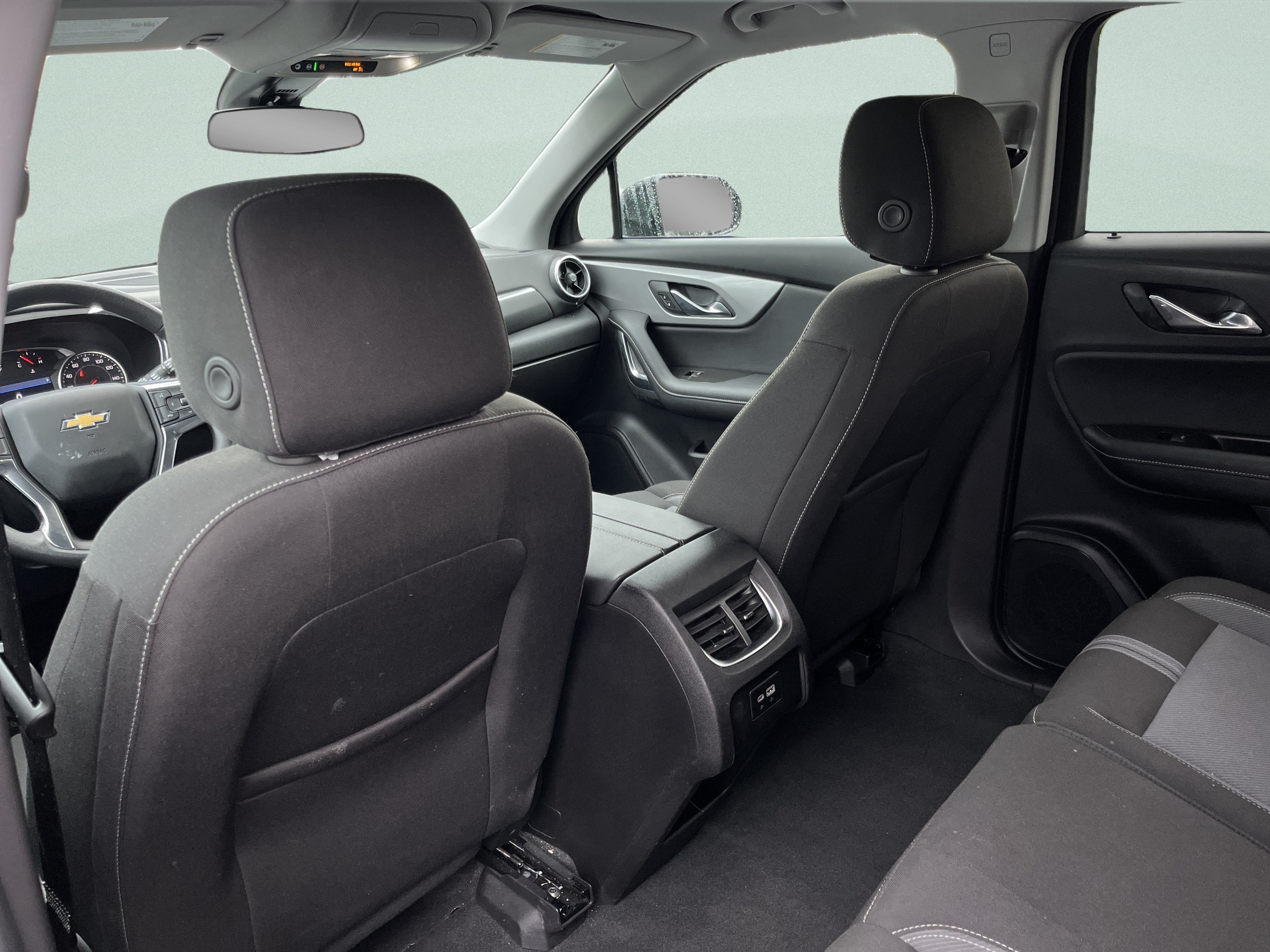 Used 2025 Chevrolet Blazer LT AWD/4WD image 23