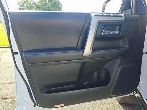 Used 2024 Toyota 4Runner SR5 AWD/4WD image 12