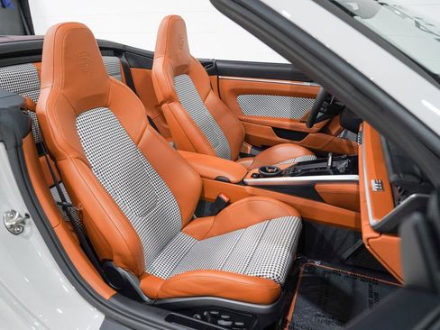 Used 2024 Porsche 911 Turbo S image 15