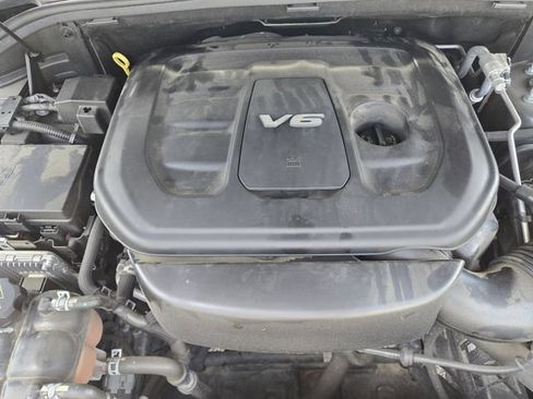 Used 2019 Jeep Grand Cherokee Limited RWD image 24