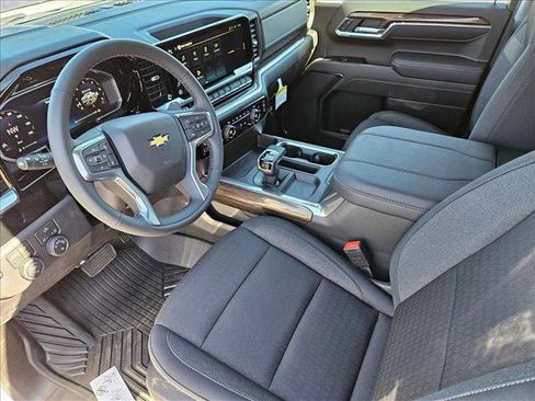 New 2026 Chevrolet Silverado 1500 LT image 3