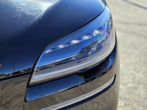 Used 2020 Lincoln Aviator Reserve w/ Elements Package Plus image 11