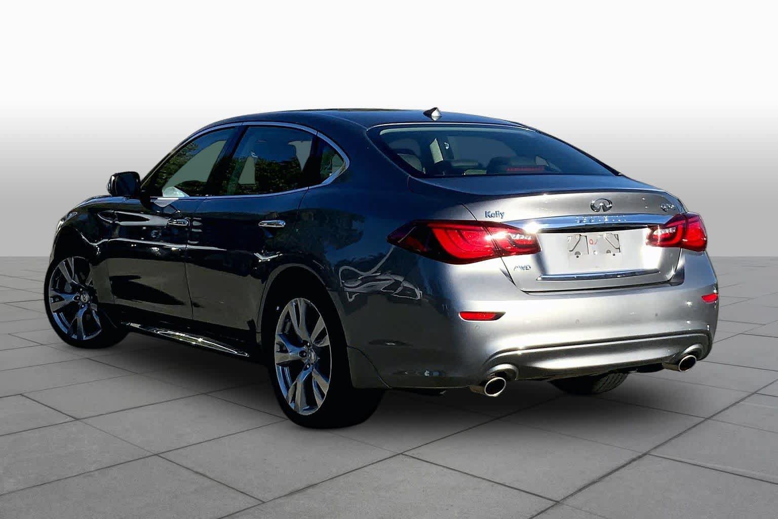 Used 2019 INFINITI Q70 L 3.7 AWD/4WD image 12