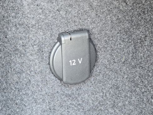 Used 2023 Audi e-tron GT Premium Plus w/ Performance Package image 30