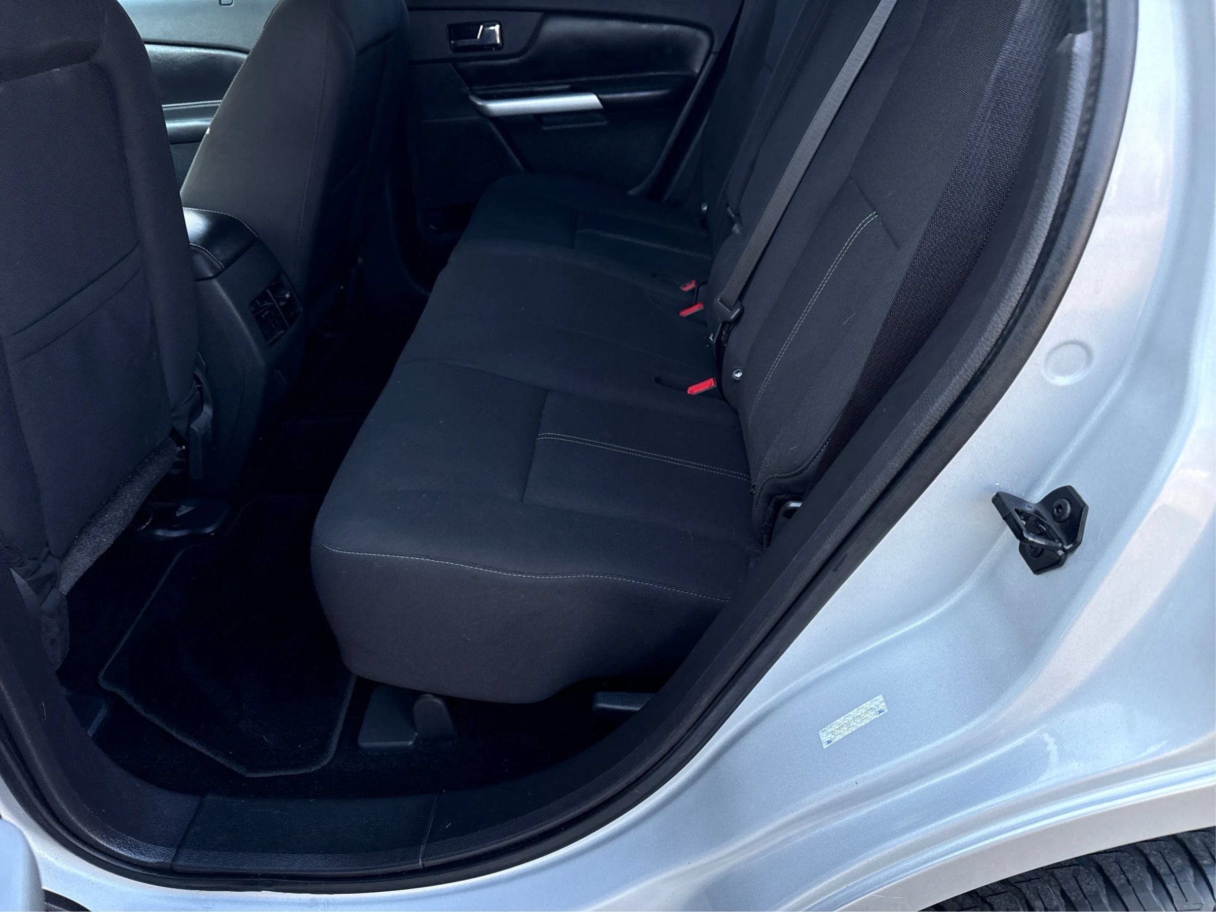 Used 2013 Ford Edge SE FWD image 11