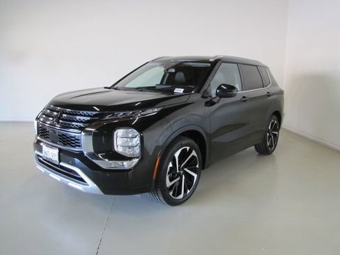 Used 2022 Mitsubishi Outlander SEL AWD/4WD image 1